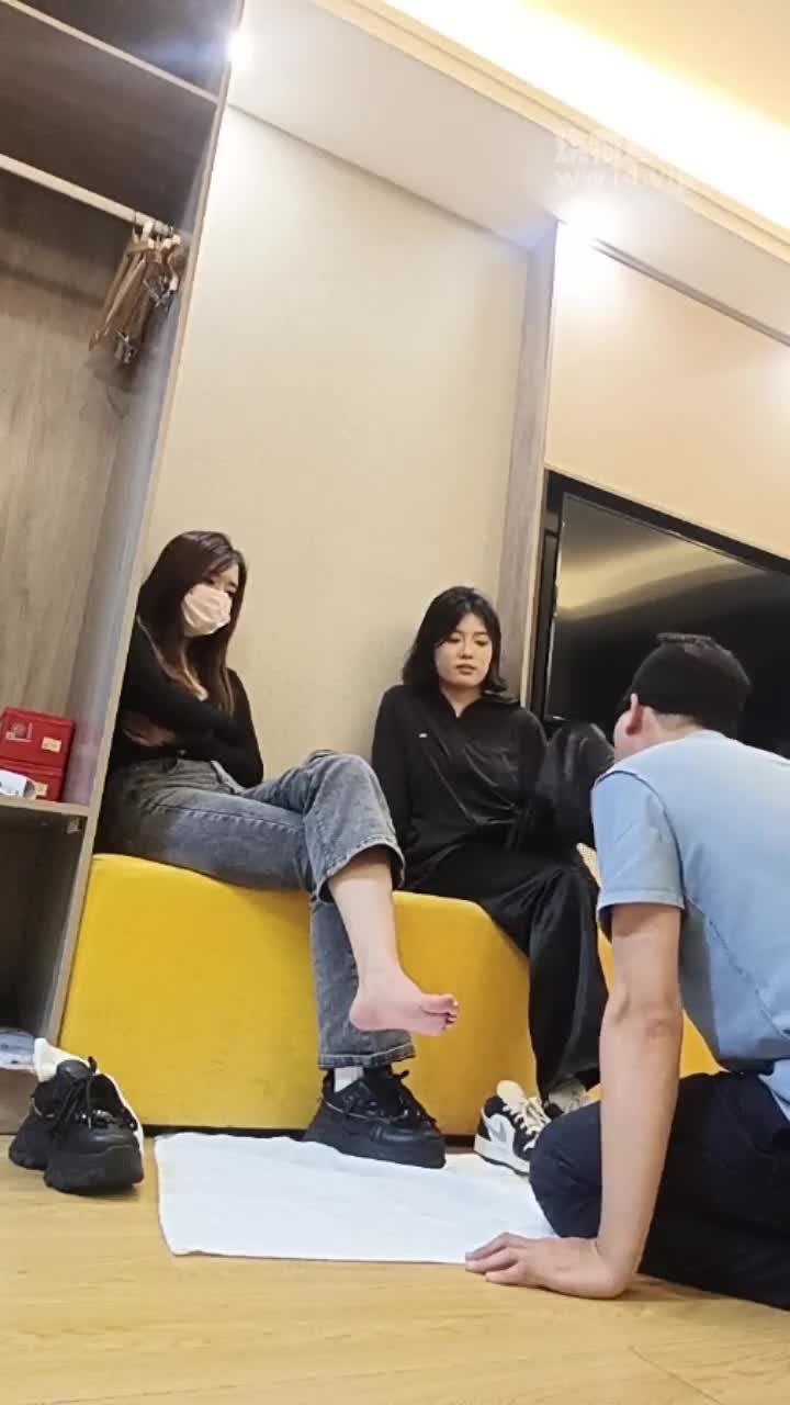 GL 带素人 深喉耳光