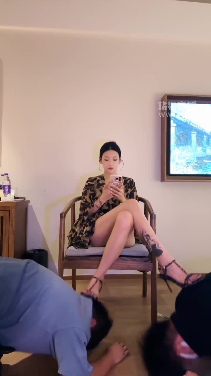 苏御大人 双狗开大