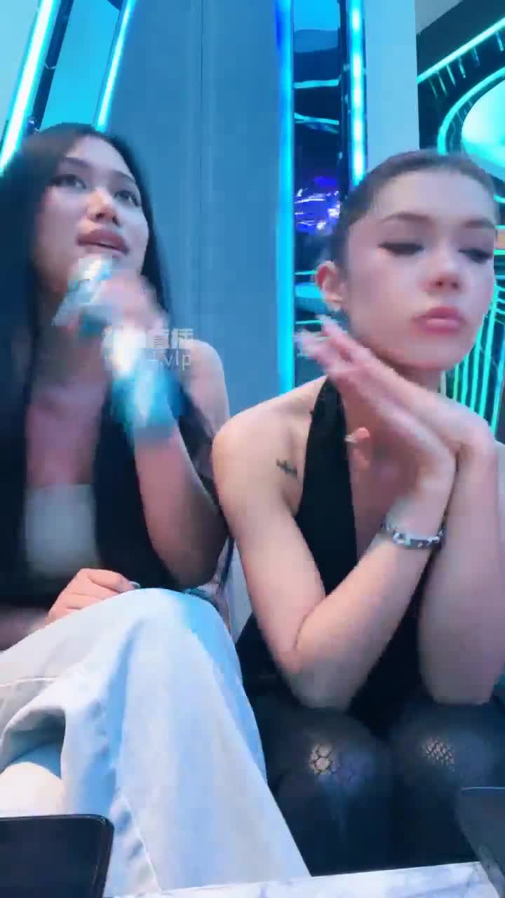 小骚 KTV女主群厕