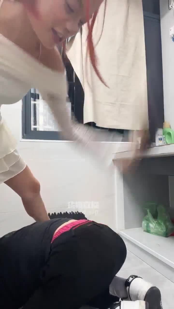 小柔 调教废物贱狗