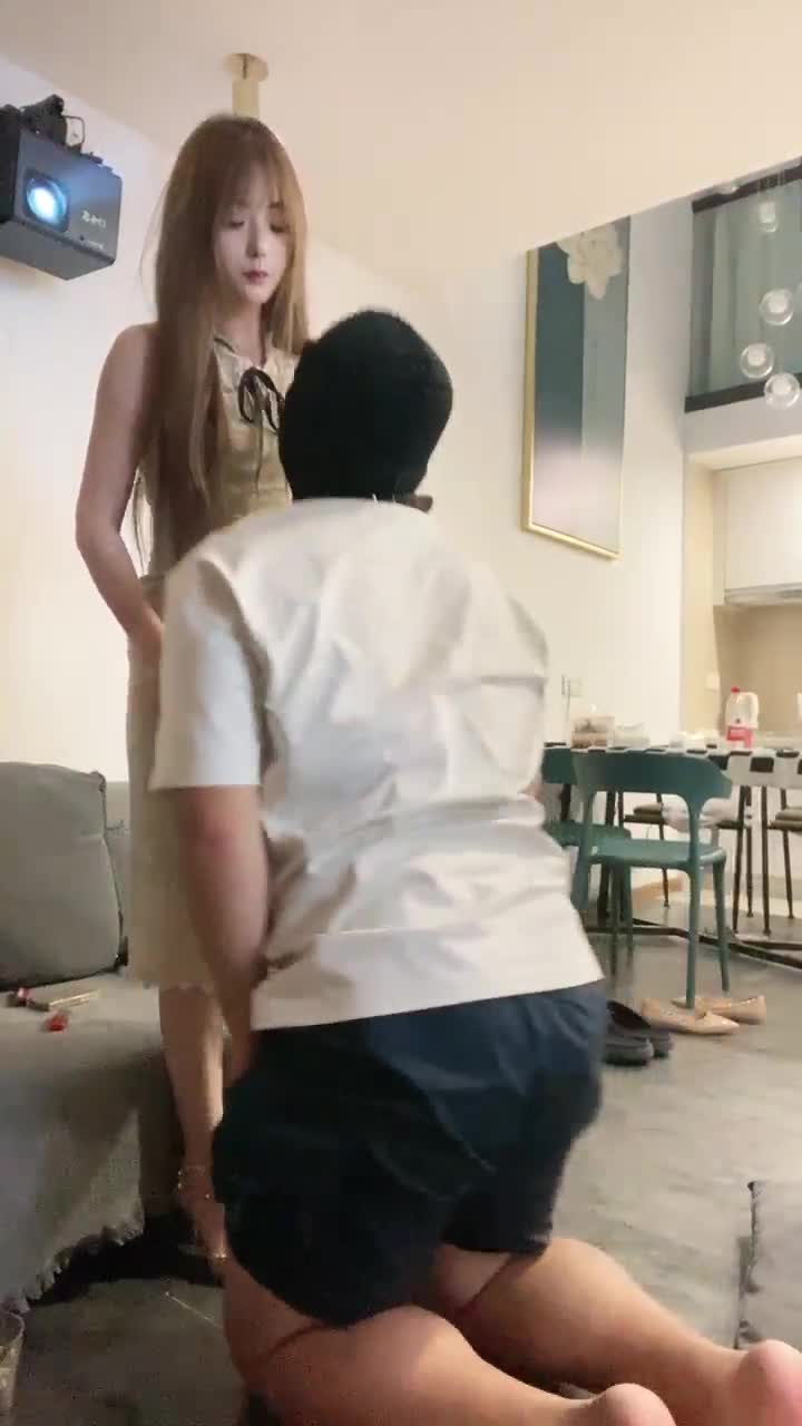 果儿小主 虐乳sp 口水圣水