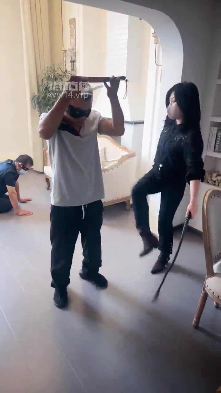 伊潼 双奴物化圈养