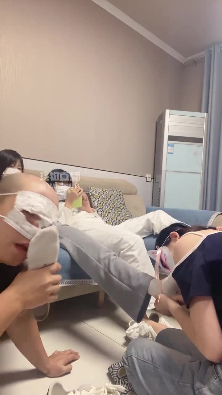 足彩馆 首次开发女M