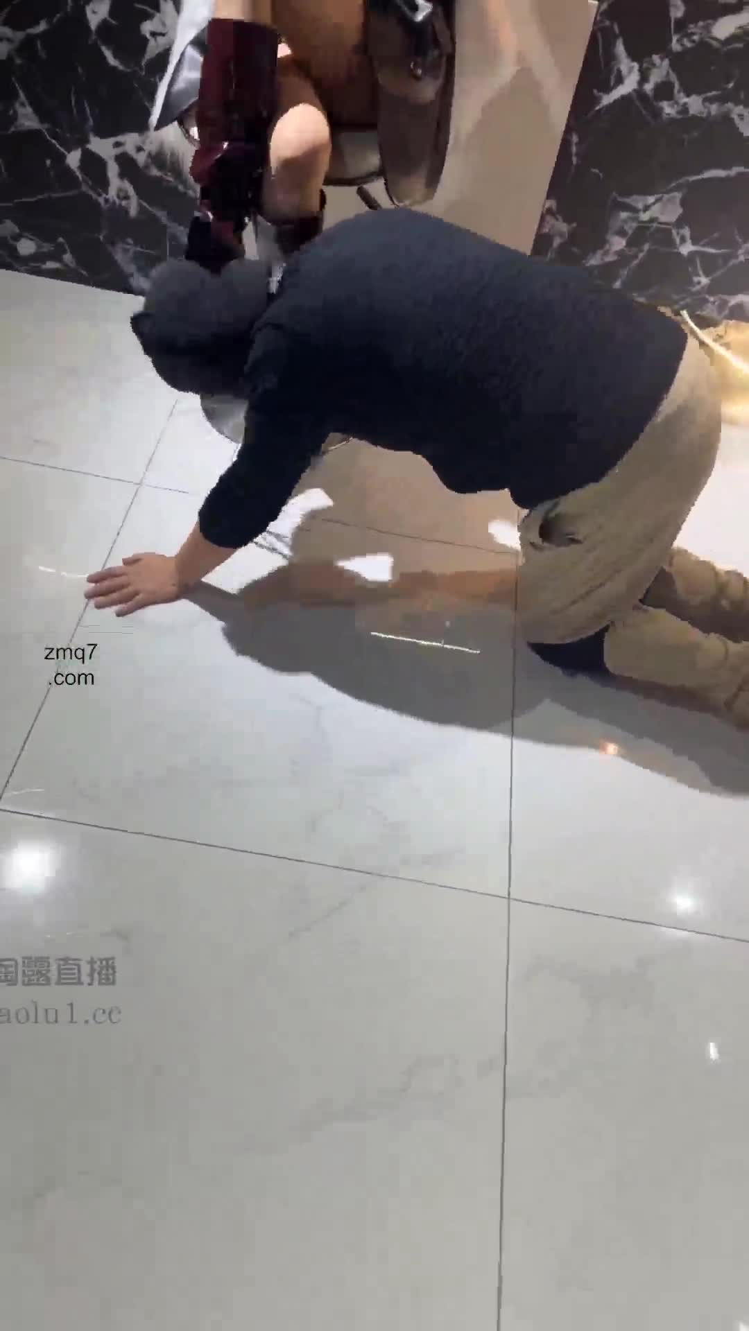 米开朗 情趣用品店老板娘加入调教