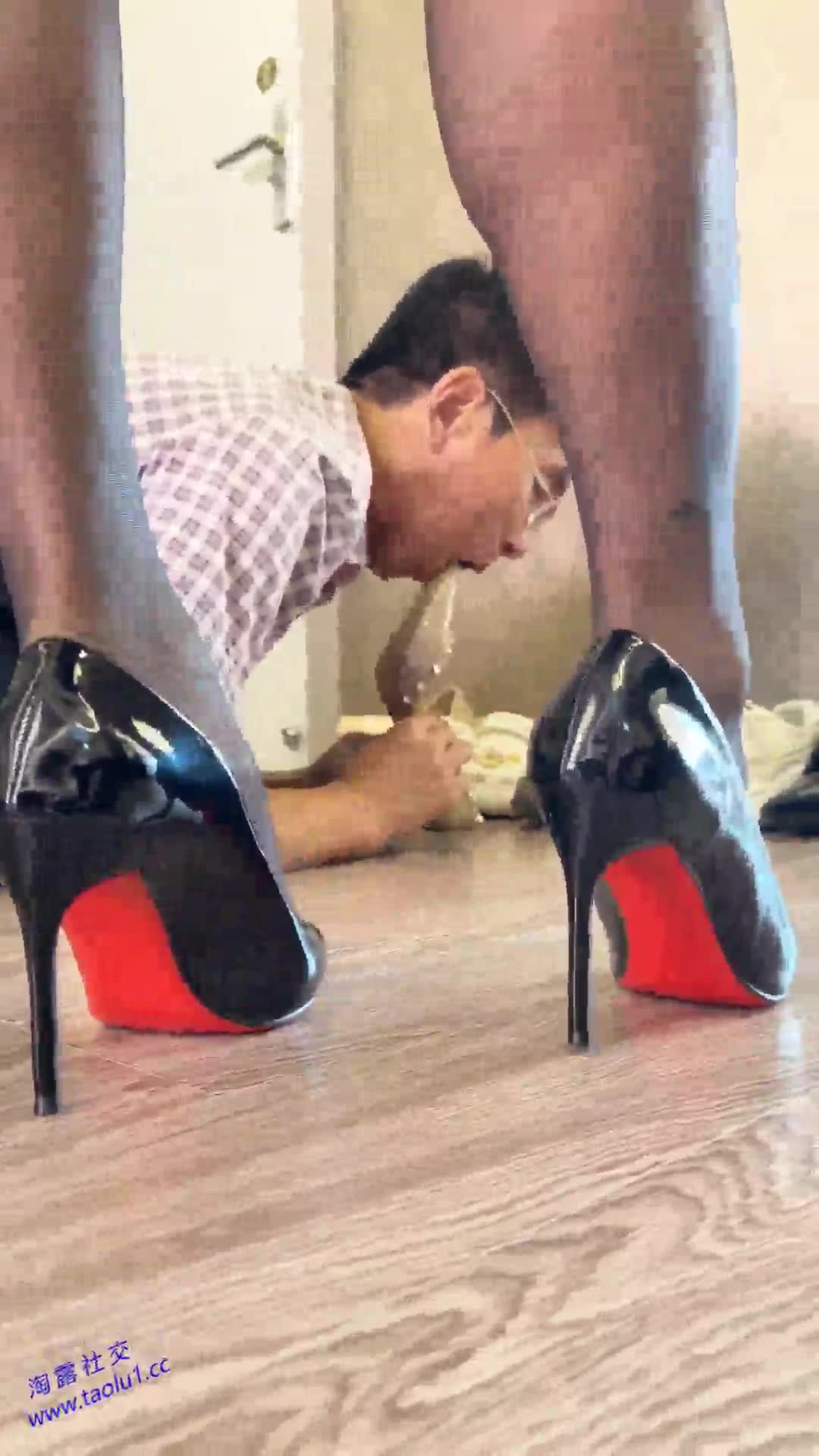 颜值 剧情 儿媳给公公立规矩