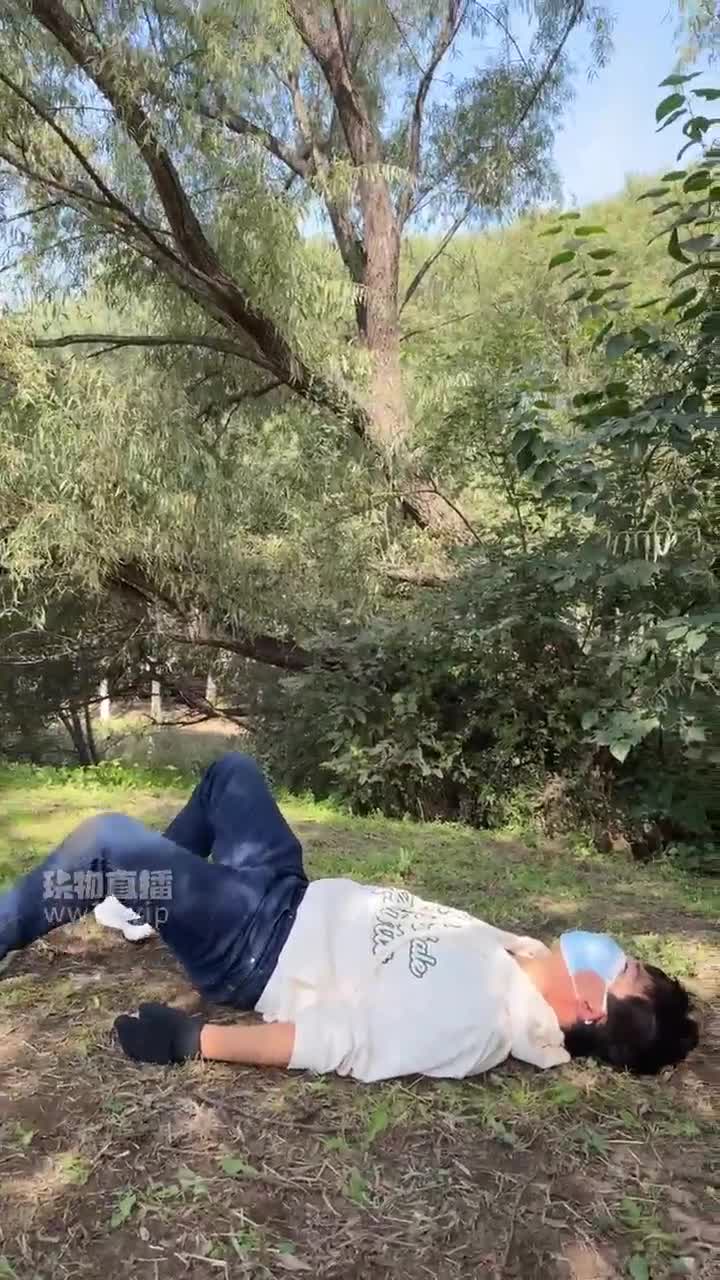 卡莎女帝 户外骑乘钻胯舔鞋