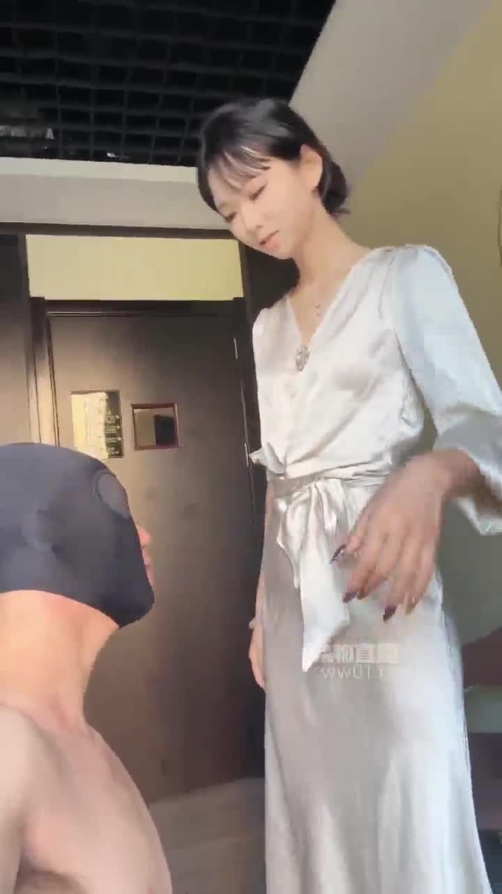 JonyZ 长沙采耳店 开发素人妹妹 高跟肉丝玩虐
