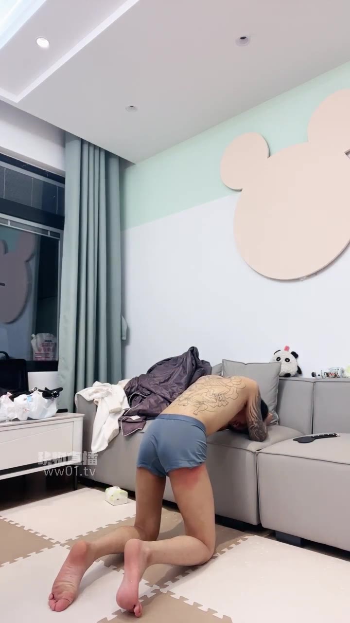 煎饼狗子 清纯女主耳光 鞭打口水 圣水喂食 舔脚