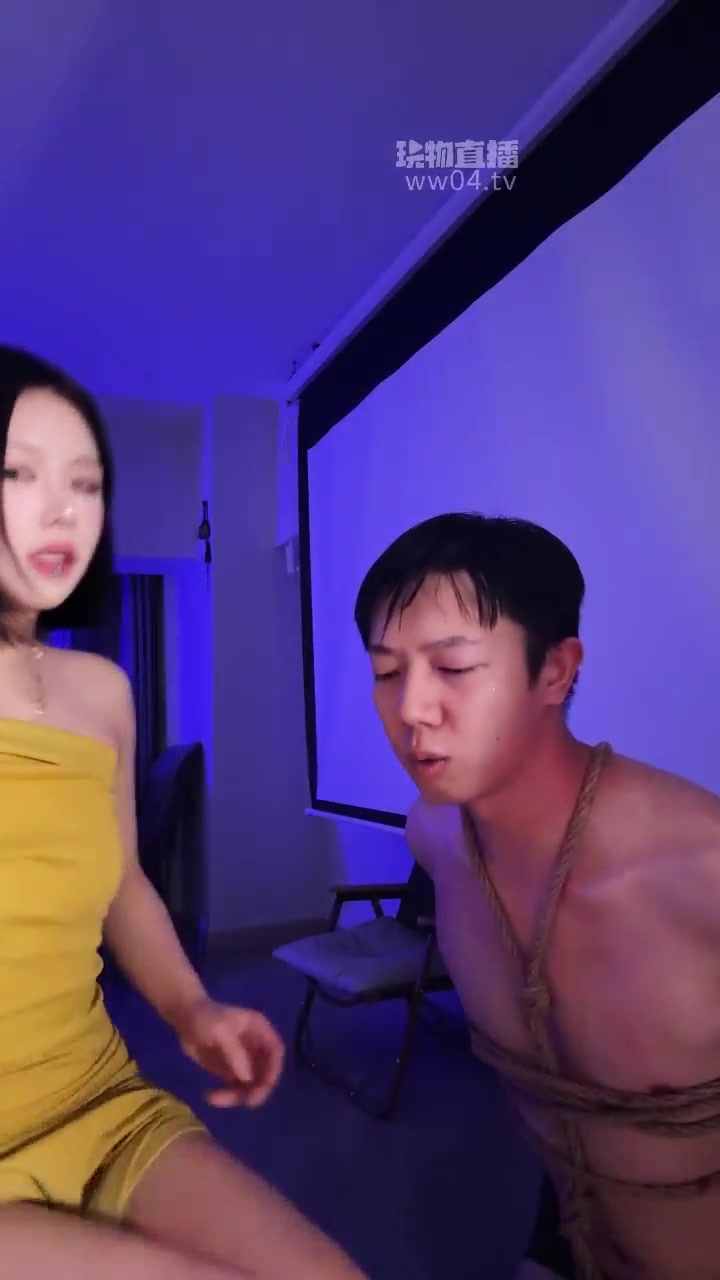 浅浅 捆绑口水喷脸手脚耳光裸足深喉