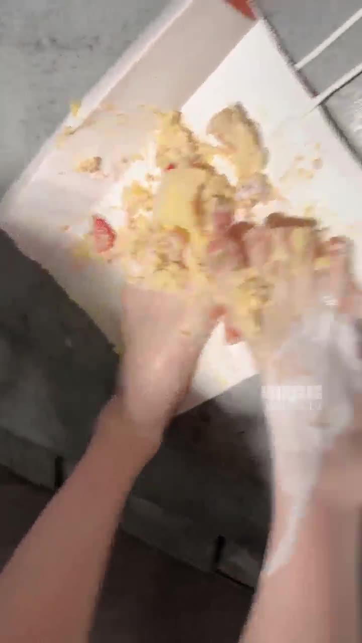 糖糖 裸足脚底喂食专场