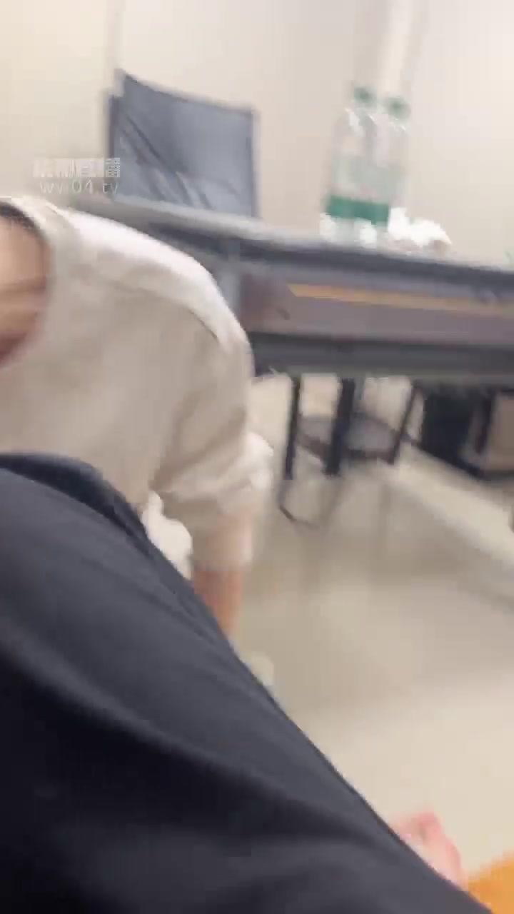 七七小主 继续开发 双素人舔舐脏鞋底白袜除臭舔脚