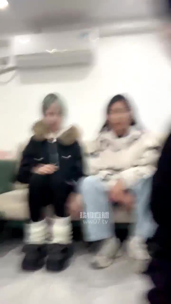 素人挖掘机 户外开发 双素人羞涩尝试