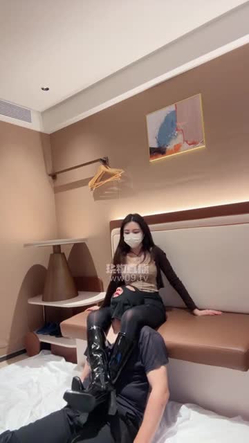 御妍 厚黑丝长靴腿 绞踩脖窒息 除臭闻舔平底靴全体重踩踏坐脸倒计时插嘴深喉