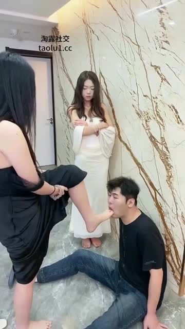 银儿 冰冰 双主深喉 骑马折磨