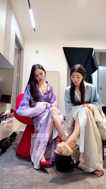 风吟殿下和隐世 双主古装仙女范虐玩贱狗 恋足服侍