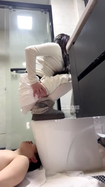 月焱 调教小骚 黄金完食根本不够吃