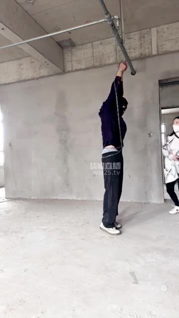 悠悠琪琪 双主吊缚狠鞭打专场