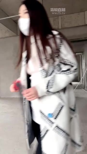 悠悠琪琪 双主吊缚狠鞭打专场