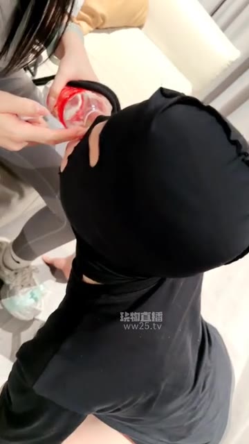 维妮 调教香水狗 瑜伽裤坐脸窒息口水喂食脏鞋底清理白袜裸足除臭舔脚