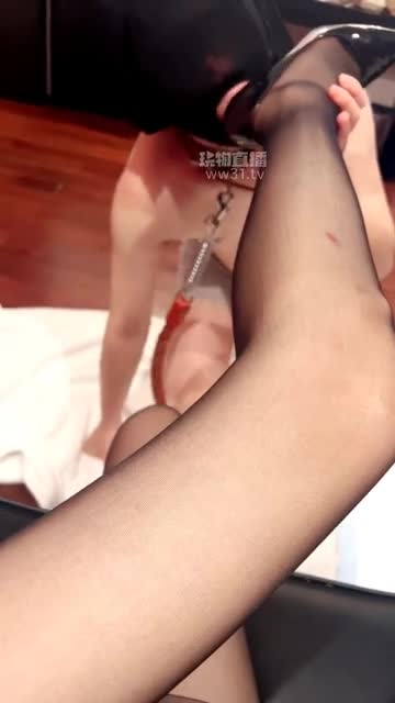 希娜 深喉专场 高跟 黑丝 裸足无限羞辱深喉插嘴