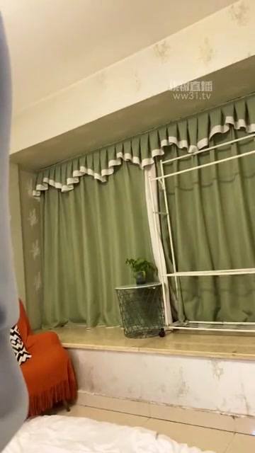 暖S 全体重踩跺跳踩虐狗 丝足 裸足舔脚深喉插嘴