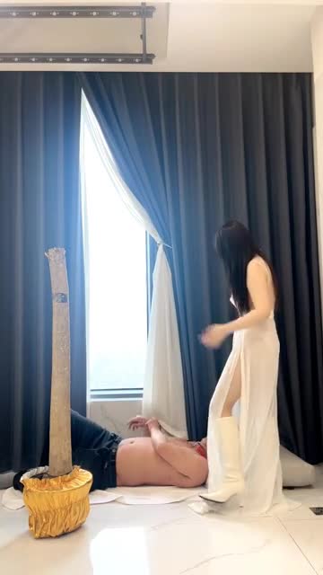 漫音 踩踏专场 高跟长靴全体重踩踏 虐老刑狗惨叫不断