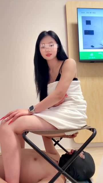 煊赫大人 继续玩狗 互动赏赐圣水 牛奶玉足清理