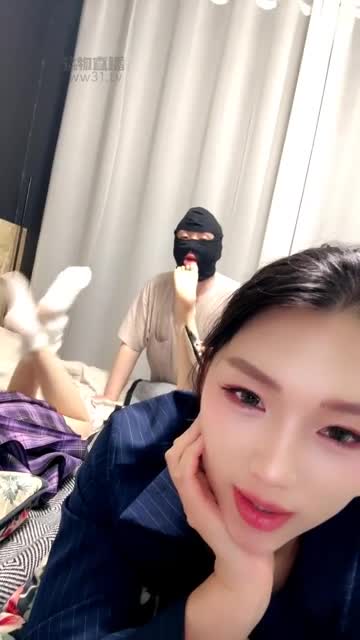 御航和暴暴 双主互动调教恋足狗 美脚侍奉