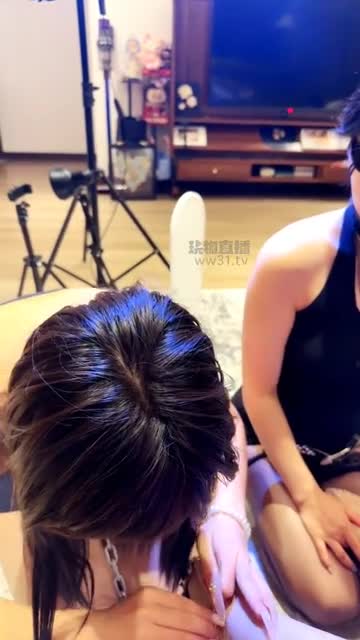 沐沐 女神调教双母狗女奴 暴打耳光肉丝裸足除臭舔脚深喉伺候狠鞭打坐脸窒息全体重踩踏圣水赏赐