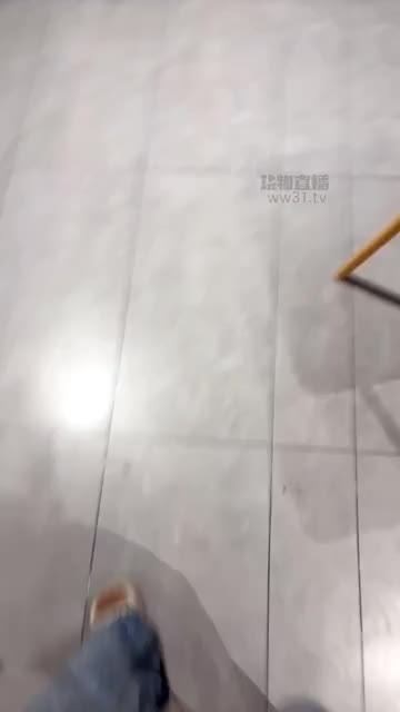双子 户外开发清纯精神小妹调教