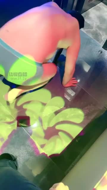 古筝 KTV小妈犬化训调恋足骚狗 黑丝美脚诱惑侍奉 坐脸窒息 虐玩乳 圣水赏赐