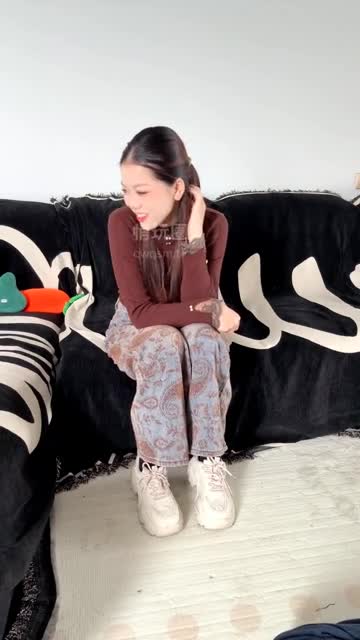 小浩 户外开发素人女神启蒙调教
