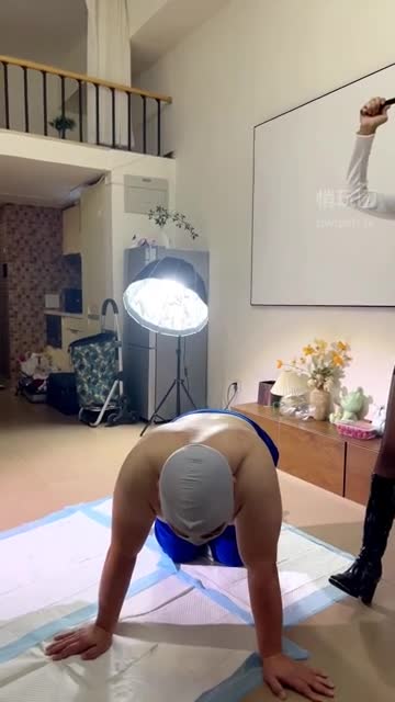 橙宝 双女神互动虐调刑奴狗 圣水黄金喂食1