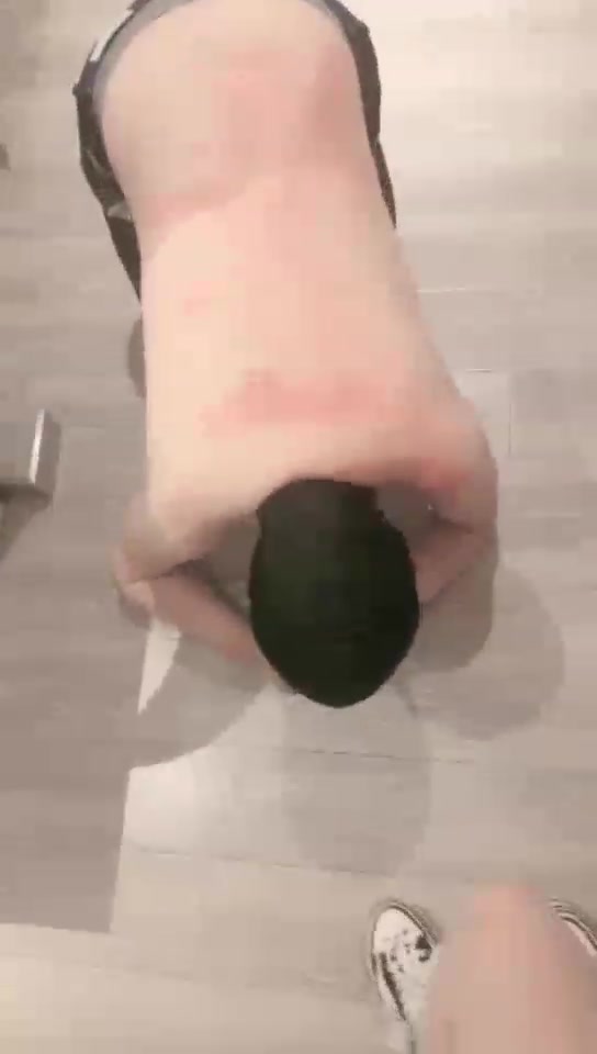 甜心 调教踩踏鞭打