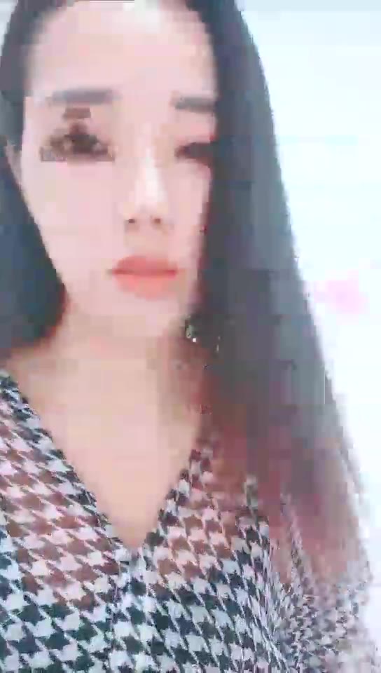 沐玥  吃饭 有个小东东舔鞋 舔脚钻跨 