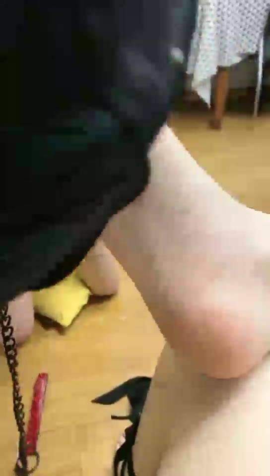 MS-晓主  素人恋足情节之-拜见晓主初体验 