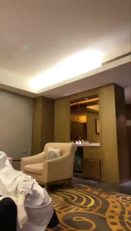 暮烟  白色手术衣下是jk 