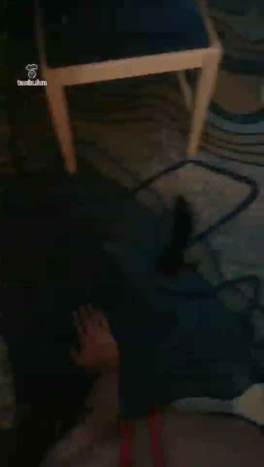 Queen 调教舔脚 虐乳 踩踏 吐奶  官方已删   