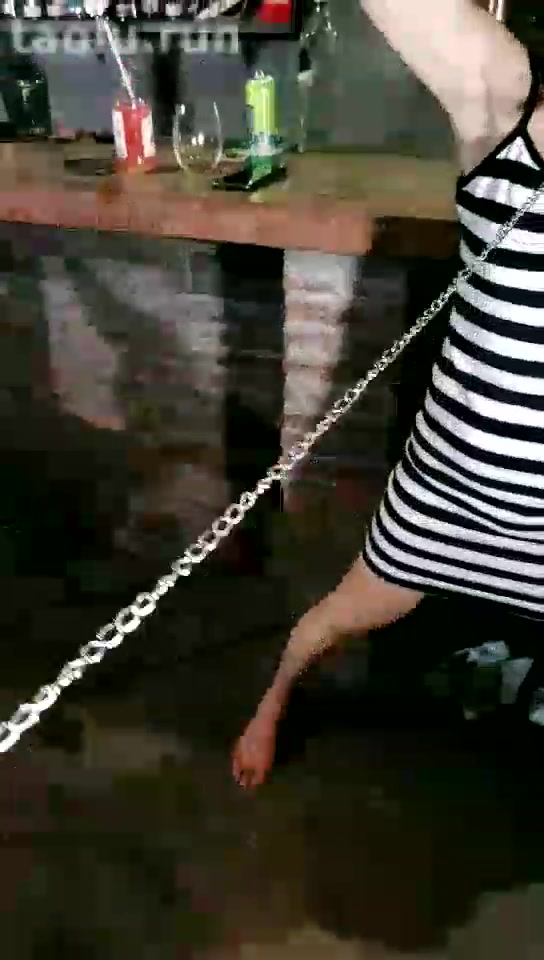 上官娴Queen 酒吧公调夫妻奴 向素人展示本主的作品 指导素人如何玩弄 