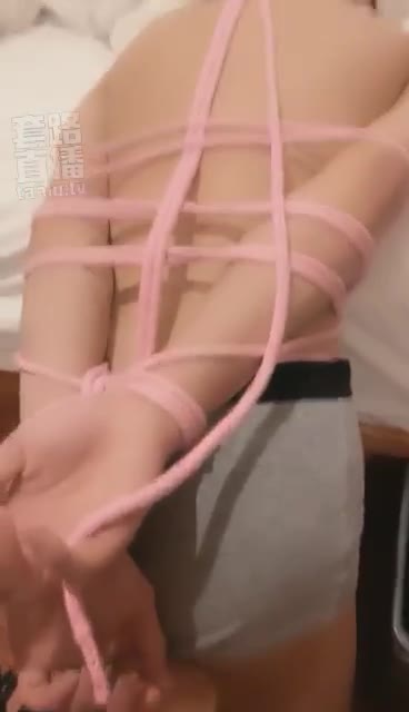 女暴君 剧情 调教父子奴