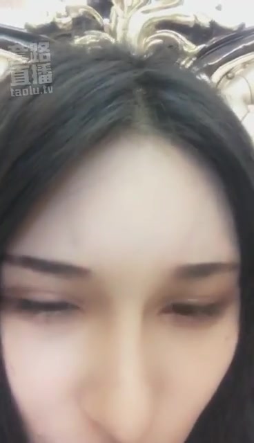 小贝 耳光钻裆鞭打TJ